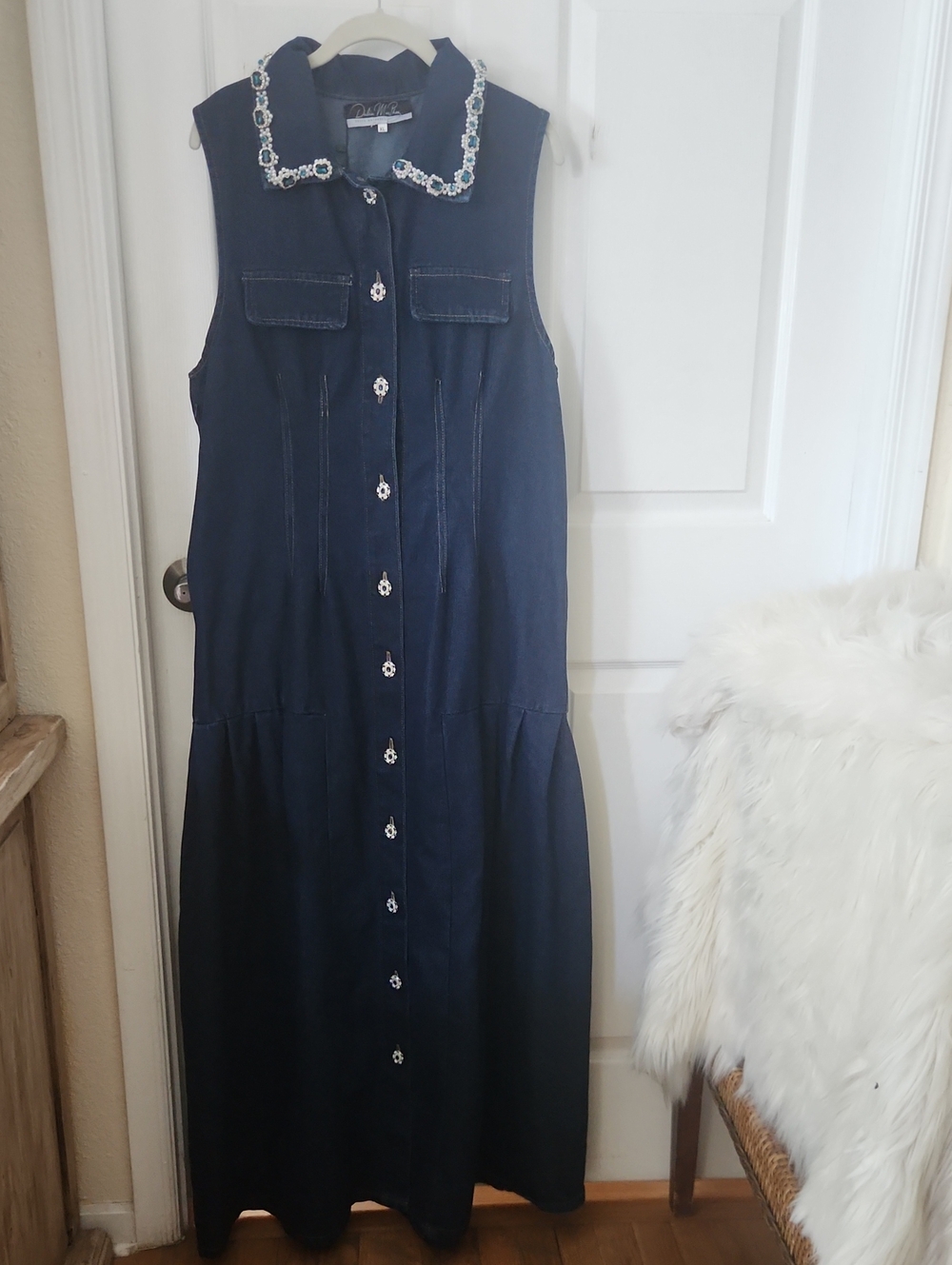 Sleeveless Navy Button-Front Maxi Dress with Embellished Collar